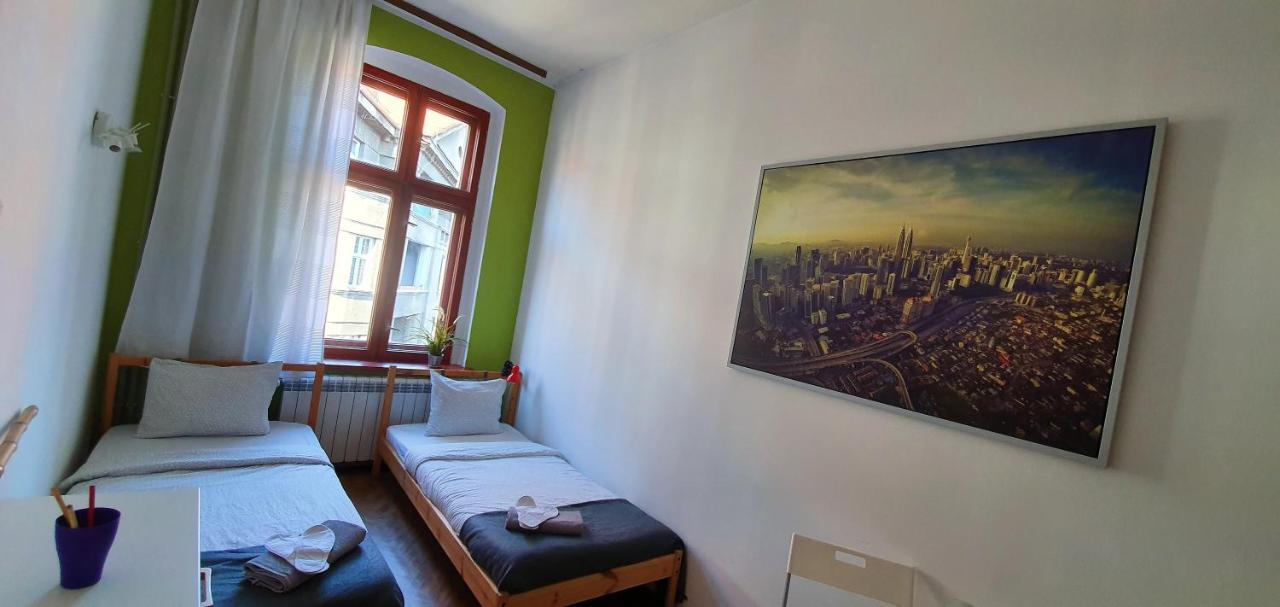 Chopin Street Private Rooms קטוביץ מראה חיצוני תמונה